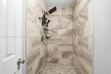 BEAUTIFULLY UPDATED 2-STORY HOME FOR GRABS!!! FAMILY FRIENDLY