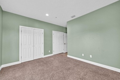 Ready for Stunning views of the Lagoon? look no farther, this 2