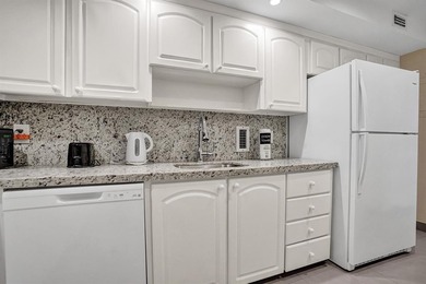 Totally updated unit at the fabulous Sian. 1 bedroom/1.5 bath