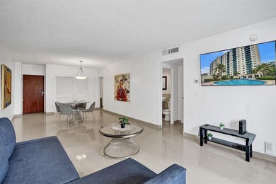 Totally updated unit at the fabulous Sian. 1 bedroom/1.5 bath