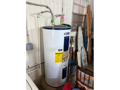 CHECK OUT THIS TURN-KEY 2-BEDROOM, 2-BATHROOM HOME ON AN