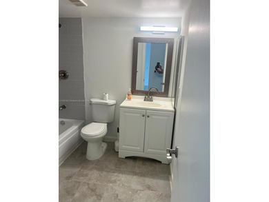 Contemporary and recently updated condo. This 2-bedroom, 2-bath