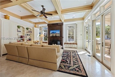 Don't miss out on this spectacular buy! Stunning 2nd-row corner