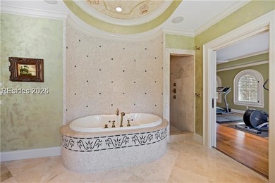 Don't miss out on this spectacular buy! Stunning 2nd-row corner