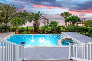 Timeless elegance on the bay behind the gates of prestigious