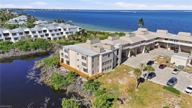 LUXURY EAST END CONDO, STEPS TO LIGHTHOUSE BEACH!!  EVERYONE