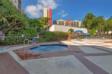 Discover this inviting 1-bedroom, 1.5-bathroom condo in the