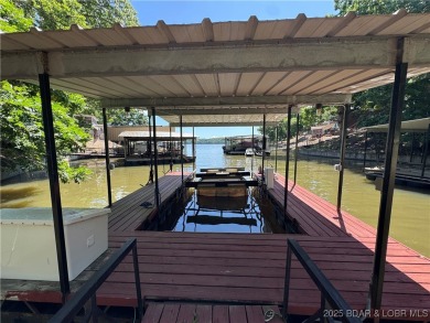 Escape to your own private sanctuary right on the lake. This