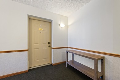 EXCEPTIONAL PRICE FOR A LARGER FLOOR OFFERED! EXPERIENCE LIVING