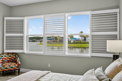 LAKEFRONT, Mosaic Daytona home, with RARE 4-CAR GARAGE large