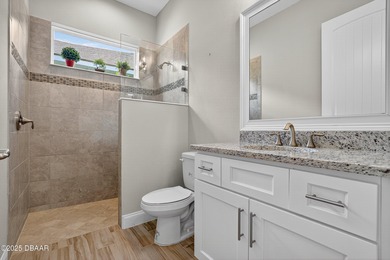 LAKEFRONT, Mosaic Daytona home, with RARE 4-CAR GARAGE large