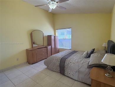 Highly desirable Chapel Trail community in West Pembroke Pines!