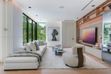 Welcome to CASA GRANDE, a dramatic 7BD/7BA modern residence