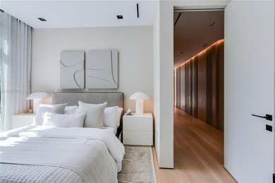 Welcome to CASA GRANDE, a dramatic 7BD/7BA modern residence