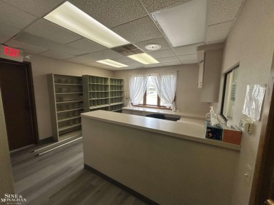 Discover the perfect space for your medical or office needs, 1