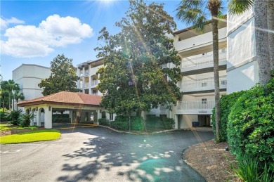 Unit 127 at The Beach Club on St. Simons Island is a first-floor