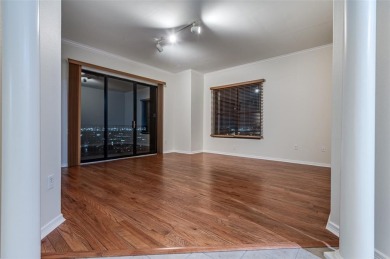 Rarely does an end-unit condo on a high floor become available