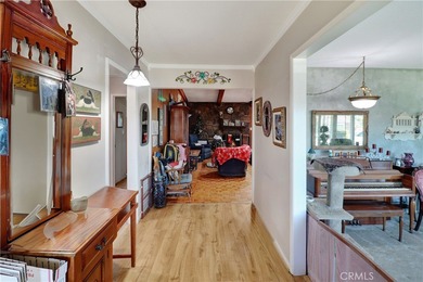 New Listing | Single-Level Mid-Century Ranch Style Home in the