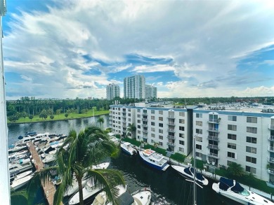 Excellent investment! Stunning fully renovated 2-bedroom