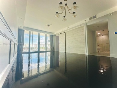 Excellent investment! Stunning fully renovated 2-bedroom