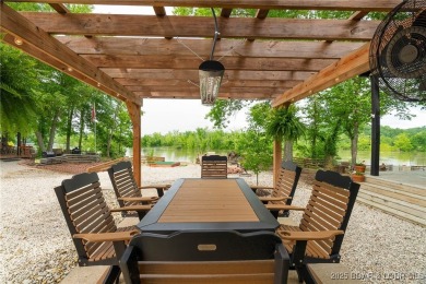 Just 10 minutes from the Bagnell Dam Strip-but tucked down a