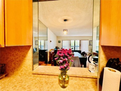 ATTENTION REALTORS! Beautiful condo with a reserve. 2 bedrooms