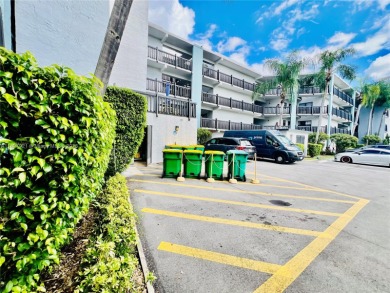 ATTENTION REALTORS! Beautiful condo with a reserve. 2 bedrooms