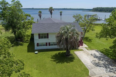 NEW HVAC 7/2025 -Boater's Dream on Oyster Bay - 1.5 Acres of