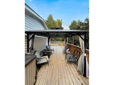 Charming 3-Bedroom Home Near Bull Shoals Lake!This beautifully