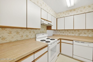 Murray Hill 4th floor end unit condominium in popular 55+