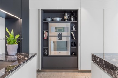 EXPERIENCE TIMELESS SOPHISTICATION WITH SUNRISE TO SUNSET VIEWS