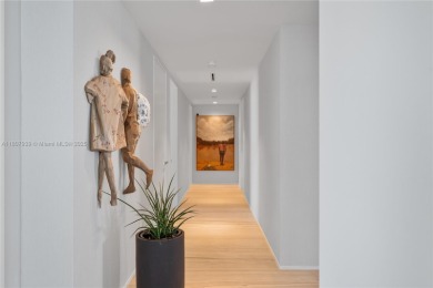 EXPERIENCE TIMELESS SOPHISTICATION WITH SUNRISE TO SUNSET VIEWS