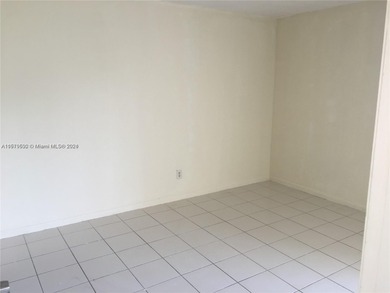 BEAUTIFUL 2/2 IN THE MIRAMAR CLUB. THIS IS A GREAT THIRD FLOOR