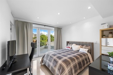 HIGHTLIGHTS: DIRECT INTRACOASTAL VIEWS FROM SEVERAL ROOMS &