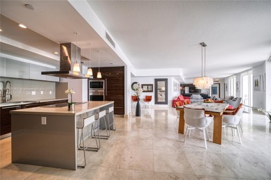 Welcome to spectacular contemporary 4BR 4.5BA upper corner