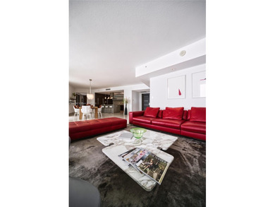 Welcome to spectacular contemporary 4BR 4.5BA upper corner