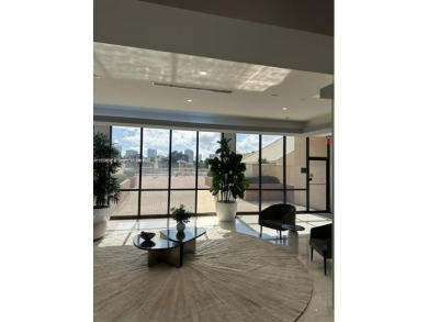 Reduced! Large 1 Bed/ 1.5 Bath + Den - 913  SF - Just in