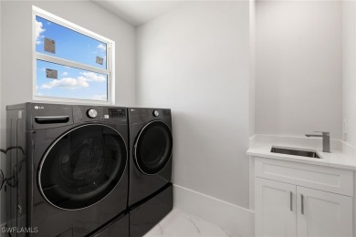 Luxury Unique Property.Where Luxury met modern ,clean and easy