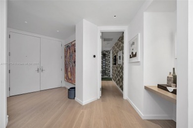 Exquisite and modern home in the sky on the 61st Floor at the