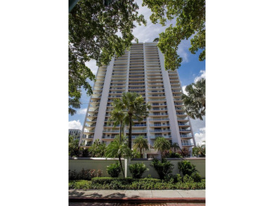 Marina Tower | One-Bedroom Residence
Rarely available 1-bedroom