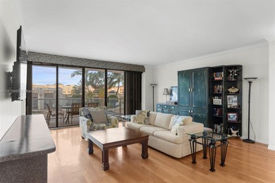 Marina Tower | One-Bedroom Residence
Rarely available 1-bedroom