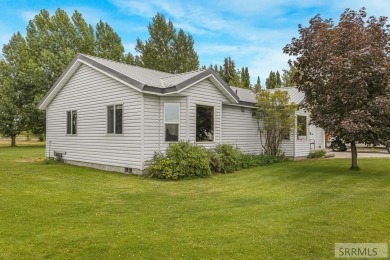 Country living, Teton view, golf, 1.78 acres of peace & quiet, a