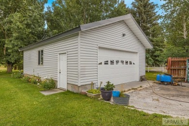 Country living, Teton view, golf, 1.78 acres of peace & quiet, a