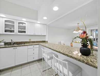 One or more photo(s) has been virtually staged. Enjoy