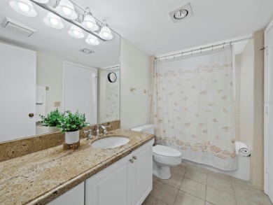 One or more photo(s) has been virtually staged. Enjoy