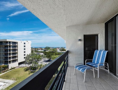 One or more photo(s) has been virtually staged. Enjoy