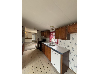 FIRST 2 MONTHS FREE! Check out this 3 bed 2 full bathroom