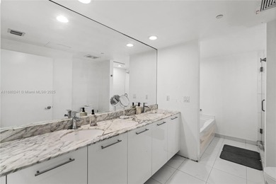 Spacious & luxurious 2BD/2BA in the heart of Brickell! Fully