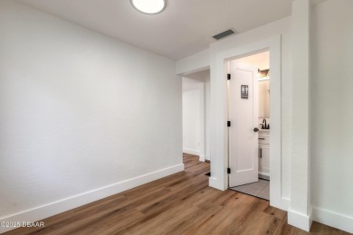 Need a 1031 Exchange? Currently designed as a commercial/living