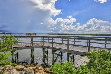 Top floor! Unobstructed, southerly views of nature preserve and